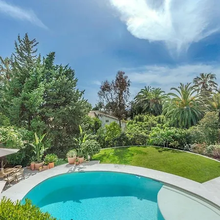 New Villa Parcdu Сasa de vacaciones Cannes